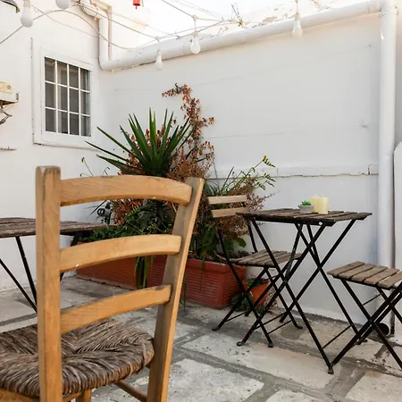 Landlord 71 - Guest house *