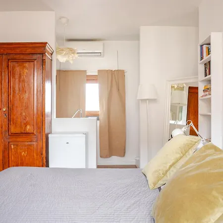 Pensionat Landlord 71 - Bari